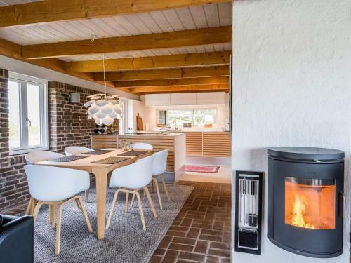 Holiday Home Bl�vand Cclxxii