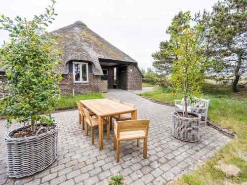 Holiday Home Bl�vand Cclxxii