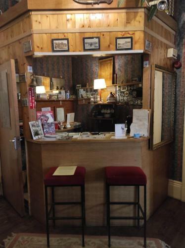 Hostal All Seasons Guesthouse