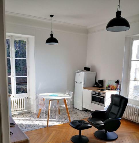 Apartamento Studio Moderne,face Au Parc.
