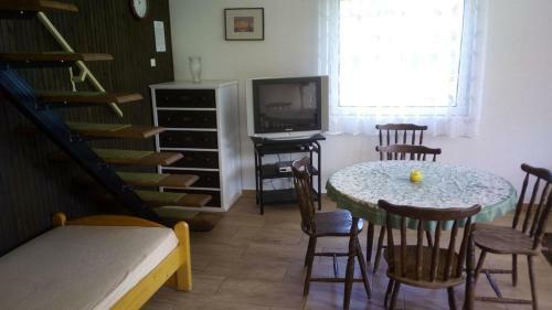 T�parti H�z Balatonszemes