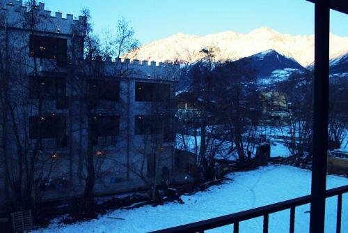 Hostal Kakhri Guest House