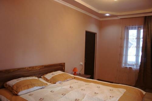 Hostal Kakhri Guest House