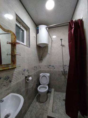 Tetne Qor Guesthouse