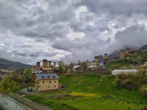 Tetne Qor Guesthouse