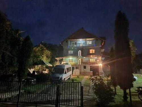 Lodge Casa Pelerinului