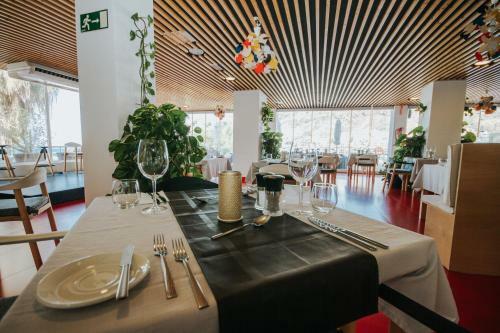 Hotel Servatur Casablanca Suites & Spa