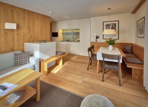 Apartamento Zur Post Residence Sexten