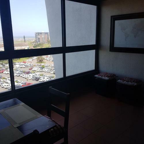 71 The Spinnaker 3 Bed Waterfront Apartment