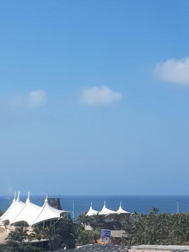 71 The Spinnaker 3 Bed Waterfront Apartment