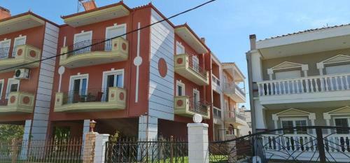 Giotas Home