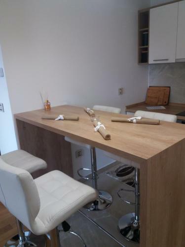 Apartman Sanja - Vila Pekovi?