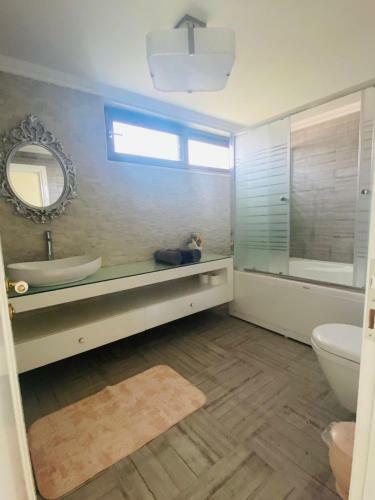 Luxurious Villa With Private Pool And Central Location In Fethiye