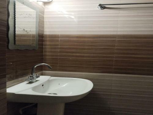 Capital O 8801 Hotel Js Tower