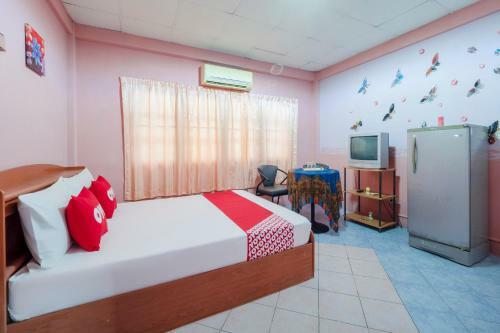 Hotel Oyo 1099 Star House