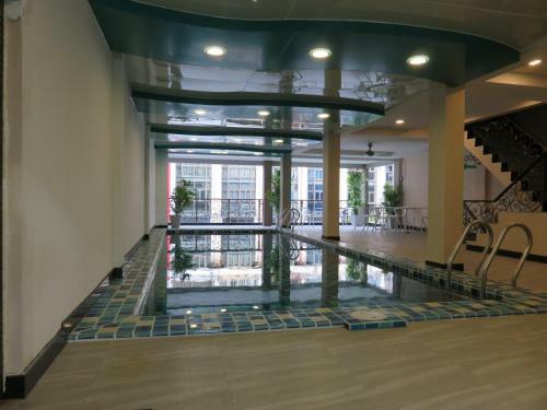 Hotel Land Royal Residence
