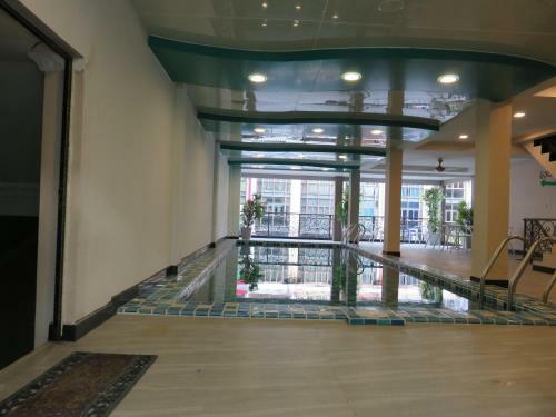 Hotel Land Royal Residence