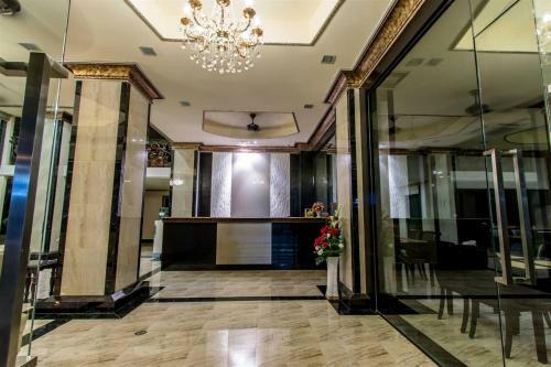 Hotel Land Royal Residence