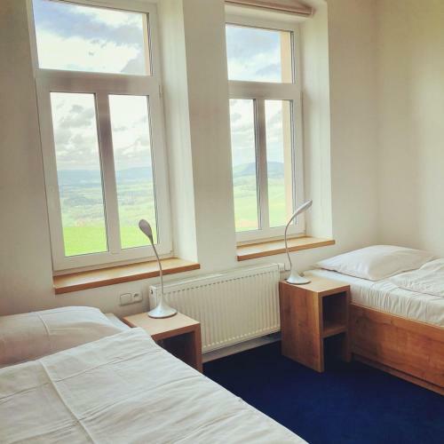 Hotel Poutn� D?m