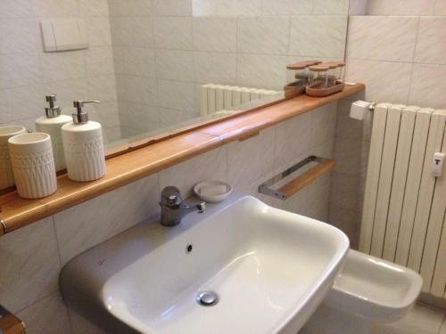 Apartamento Ampio Bilocale Nel Verde