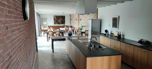 B&B Groepsaccommodatie De Pastorie Lage Mierde