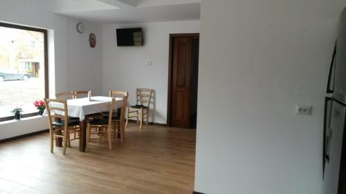 Hostal Green Eden Lepsa
