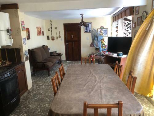 Alquiler De Casa En La Falda