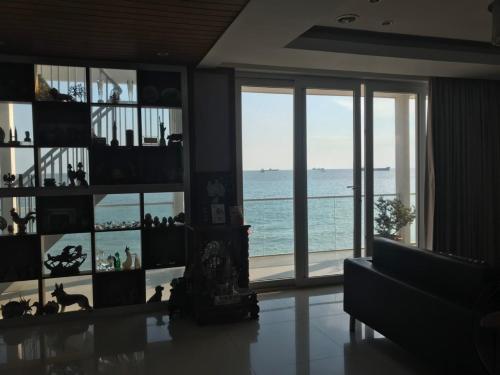 M?t B??c Xu?ng Bi?n - Villa Vung Tau