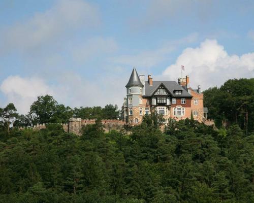 Hostal Le Ch�teau De Balmoral