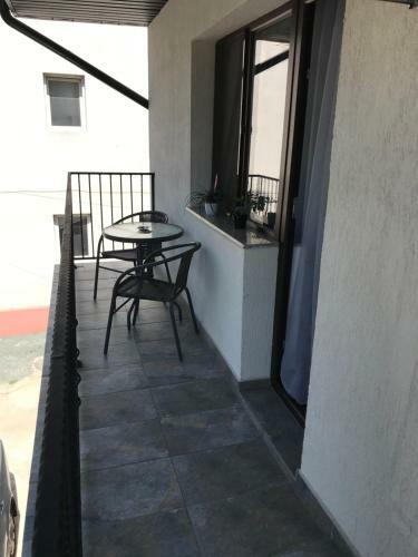 Hostal Vila Black&white