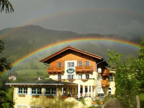 Hostal Gasthof-pension Strassreith