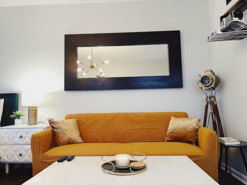 Aparthotel Nine20 Collins Apartments By Lowkl