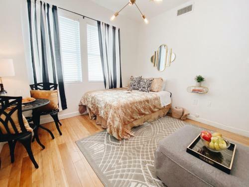 Aparthotel Nine20 Collins Apartments By Lowkl