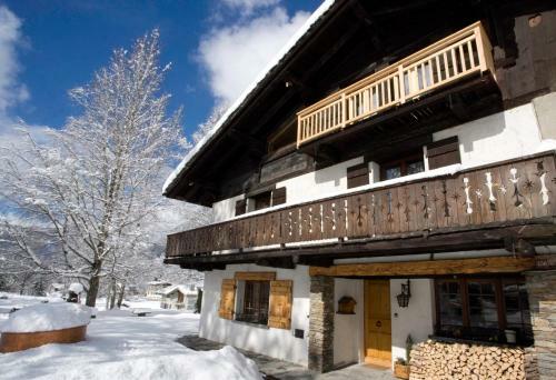 Apartamentos La Grange De L'aiguille