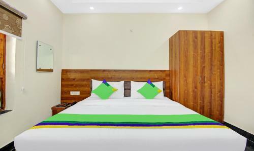 Hotel Treebo Trend The Eden Roc
