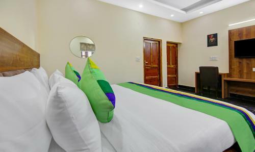 Hotel Treebo Trend The Eden Roc