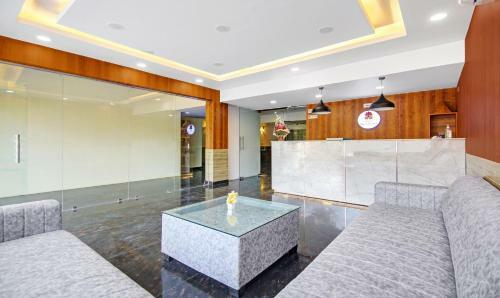 Hotel Treebo Trend The Eden Roc