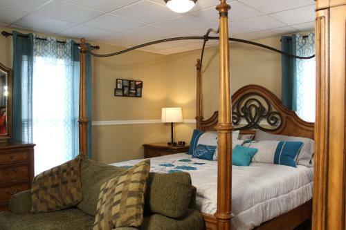 Apartamento Lower E. Park St. Studio Apt.-white House Lodge