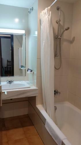 Apartamentos Ba�os De Ledesma