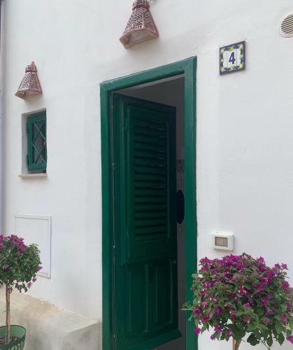 Hostal Le Lanterne Di Terrasini