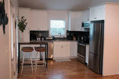 Apartamento Charming 2br Bungalow 4 Minutes To Duke University