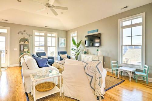 Bright Fargies Cove Home About Walk To Beach!