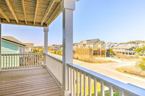 Bright Fargies Cove Home About Walk To Beach!