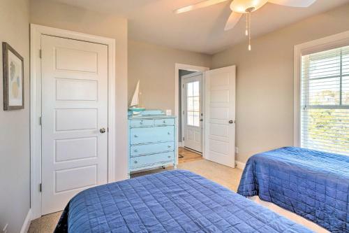 Bright Fargies Cove Home About Walk To Beach!