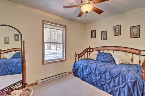 Albrightsville Home With Huge Deck, Pool Access