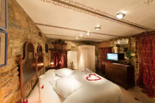 Hostal Muntaecara Albergo Diffuso