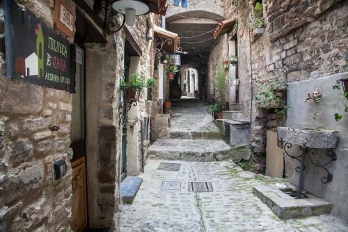 Hostal Muntaecara Albergo Diffuso