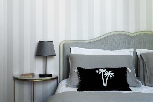 Bed & Breakfast Maison D'h�tes �village
