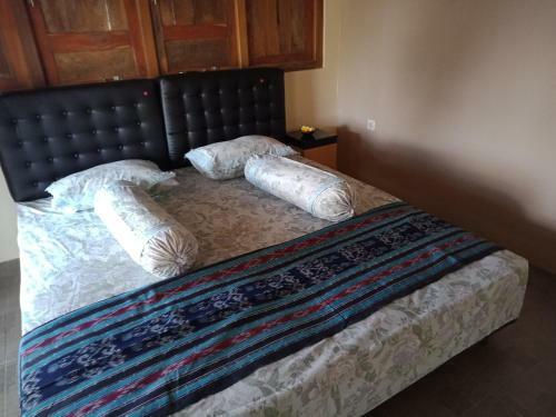 Hostal Joglopari Guesthouse