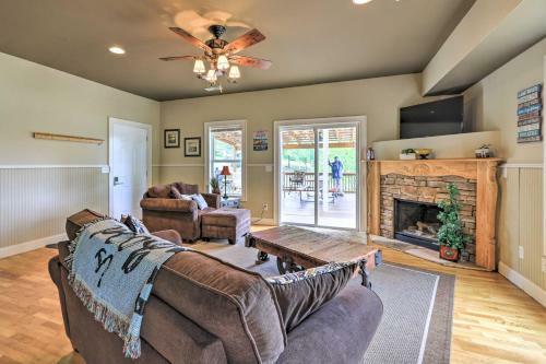 Waterfront Home With Shared Boat Dock And Ramp!